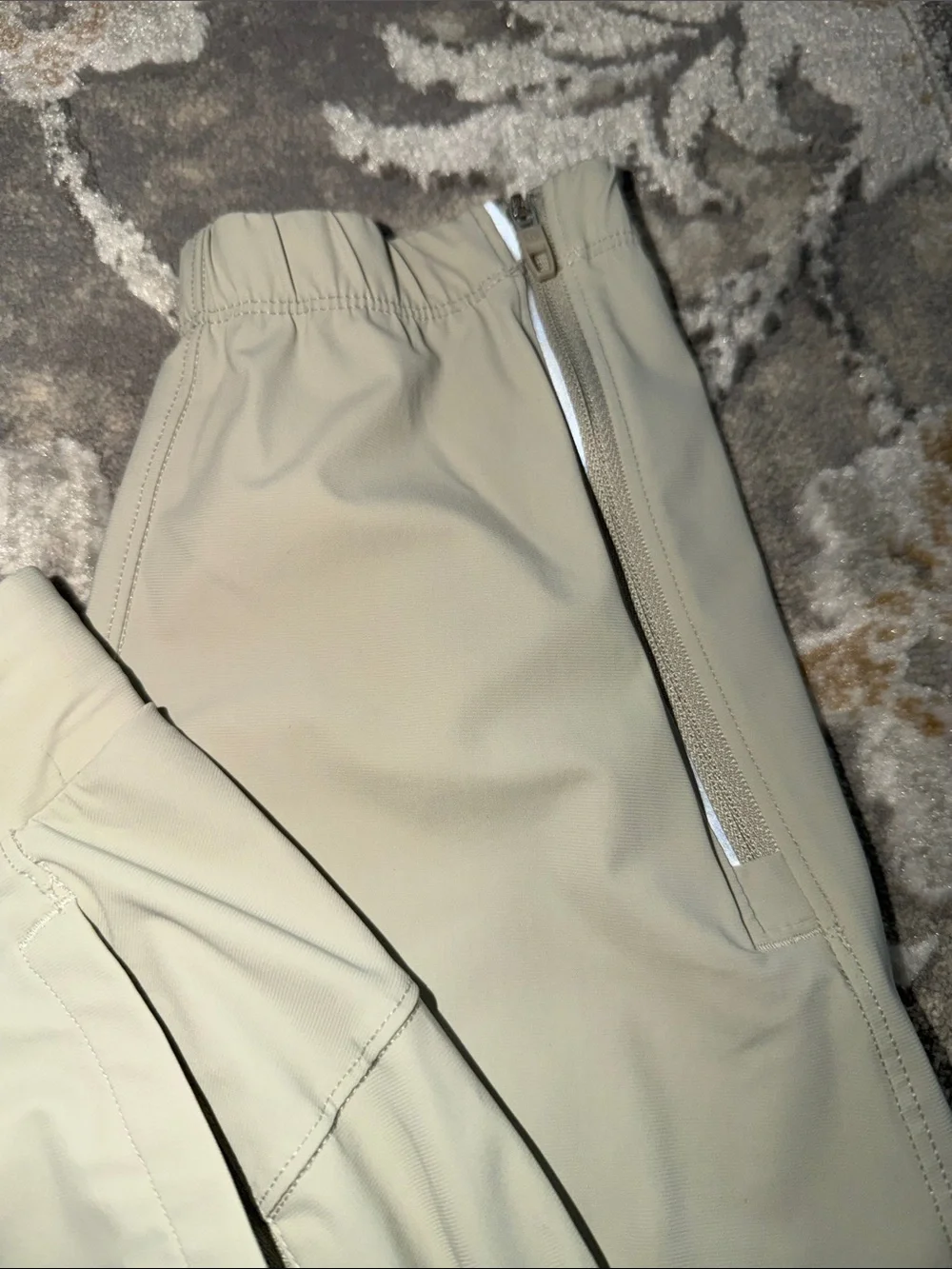 Men's Lululemon Elastic-Waist Pants in Light Khaki